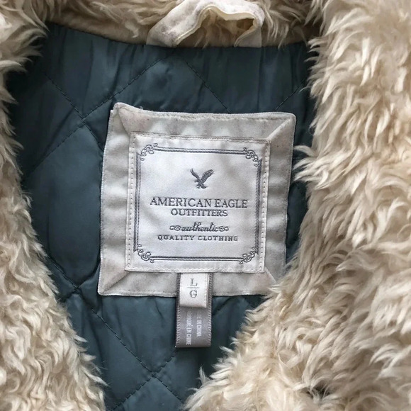American Eagle Vest - Picture 3 of 3